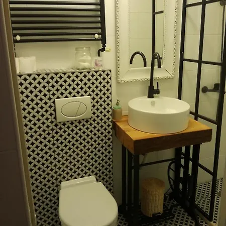 Union Square 2 By Nux *